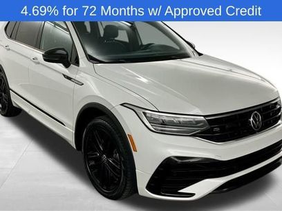 Used 2022 Volkswagen Tiguan SE R-Line