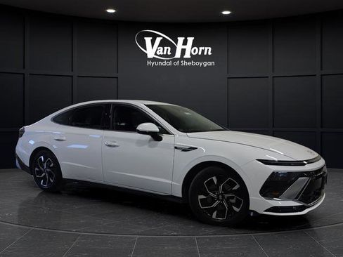 Used 2025 Hyundai Sonata SEL AWD/4WD image 1