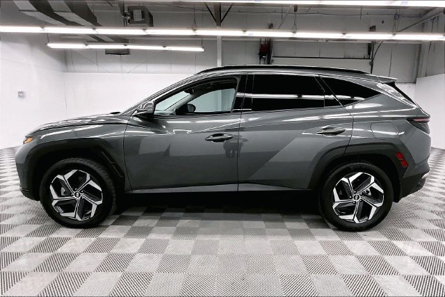 Used 2024 Hyundai Tucson Limited AWD/4WD image 14