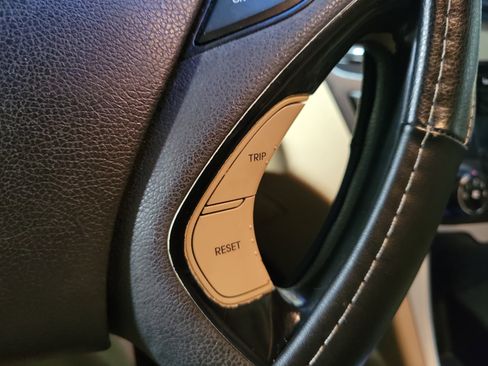 Used 2012 Hyundai Sonata GLS image 24