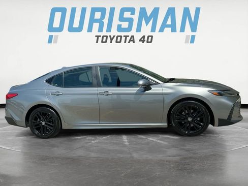 Certified 2025 Toyota Camry SE w/ Convenience Package AWD/4WD image 9