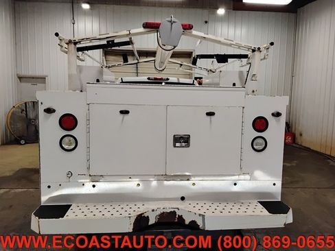 Used 2013 Chevrolet Silverado 2500 W/T AWD/4WD image 8
