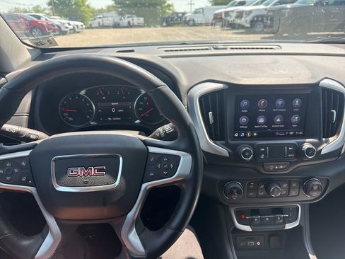 Used 2023 GMC Terrain SLT w/ Elevation Edition AWD/4WD image 17