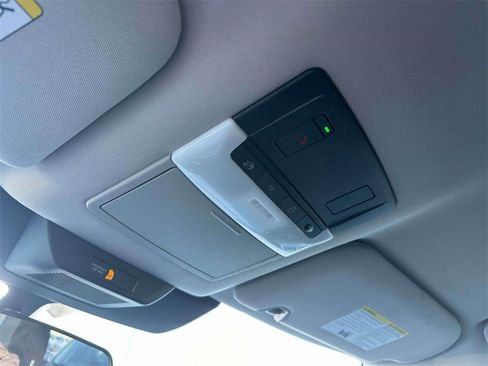 Certified 2024 Nissan Pathfinder SV image 33