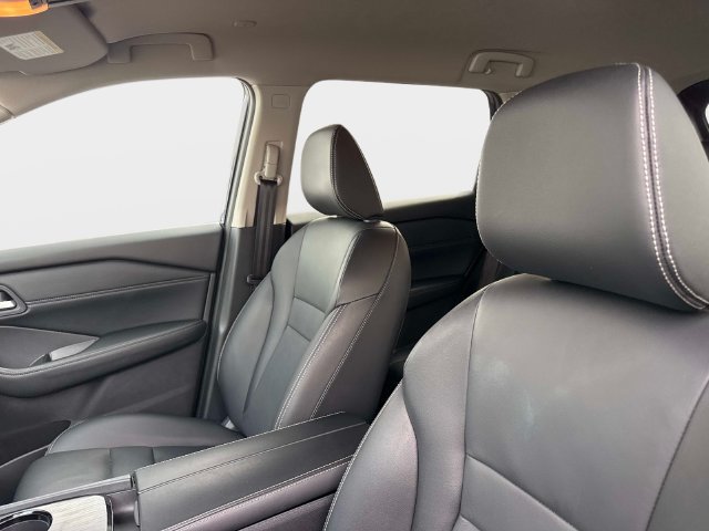 Used 2026 Nissan Rogue SL FWD image 20
