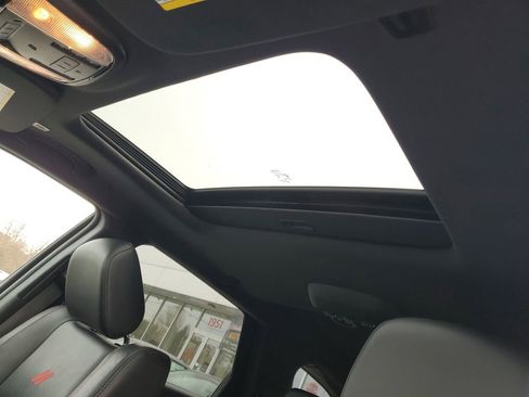 Used 2024 Dodge Durango GT image 26