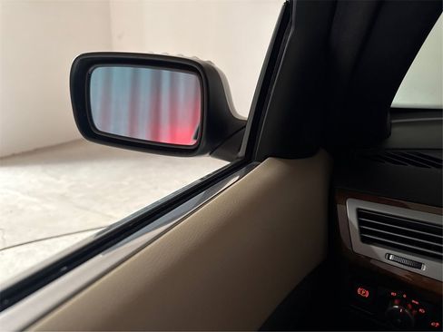 Used 2008 BMW 750Li image 36