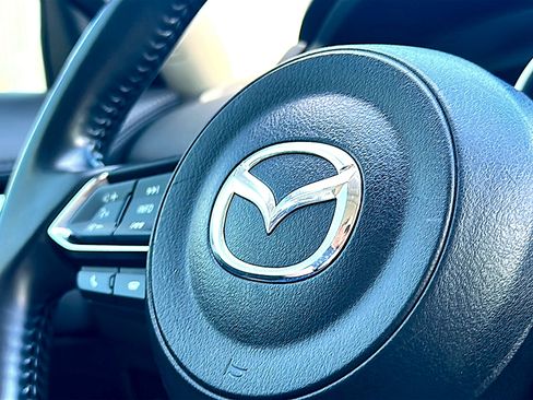 Used 2020 MAZDA CX-5 Touring FWD image 30
