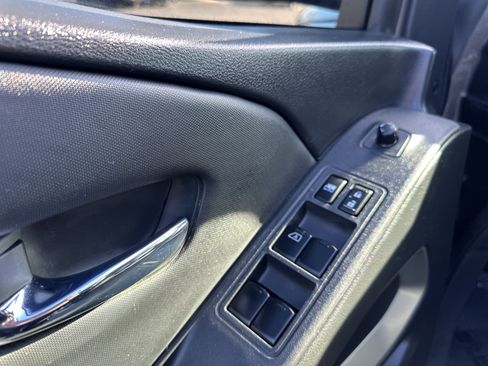 Used 2022 Nissan Frontier SV image 15