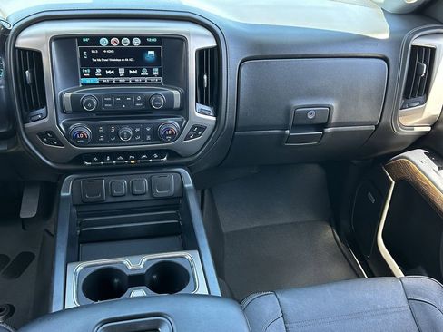 Used 2018 GMC Sierra 1500 Denali image 16