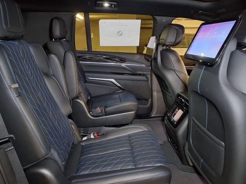 New 2026 Cadillac Escalade IQL Sport 1 AWD/4WD image 7