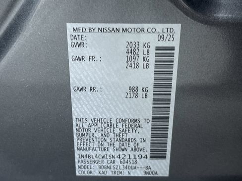 Used 2025 Nissan Altima 2.5 SR AWD/4WD image 12