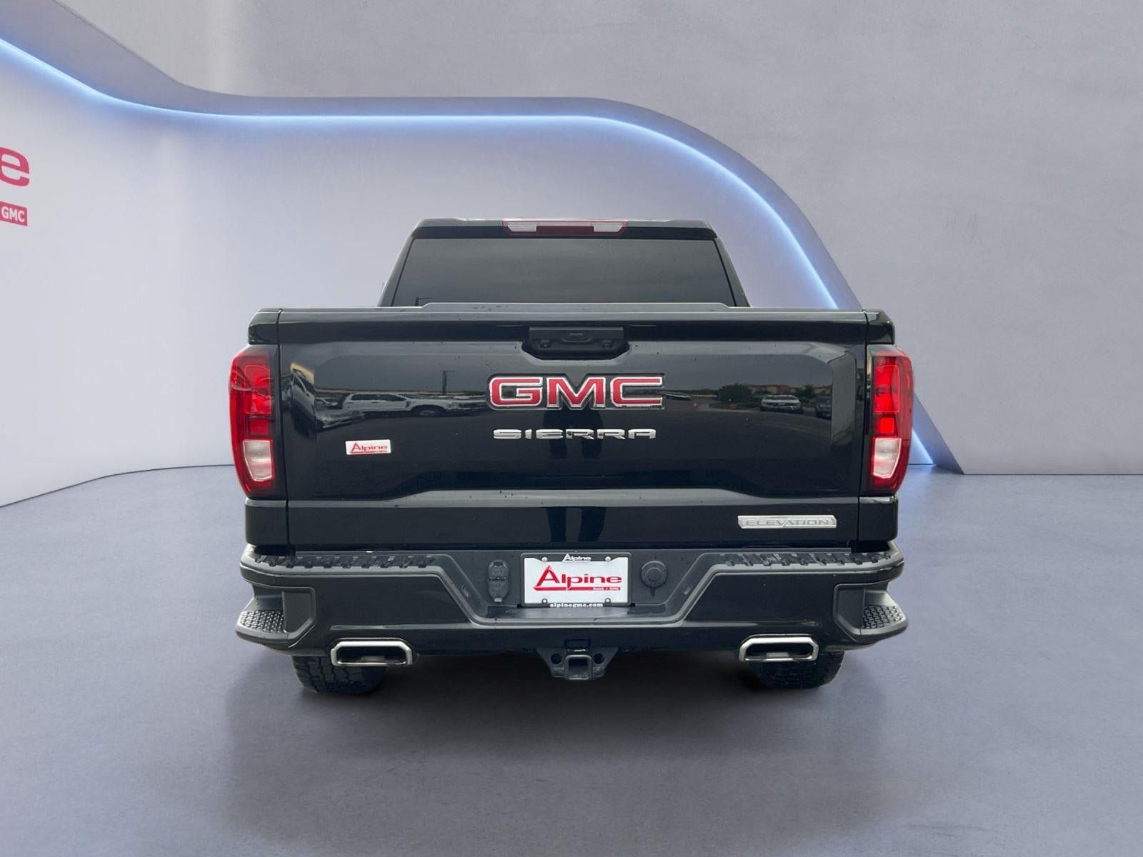 Used 2024 GMC Sierra 1500 Elevation w/ X31 Off-Road Package AWD/4WD image 4