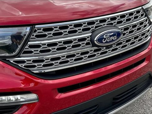 Used 2023 Ford Explorer Limited AWD/4WD image 30