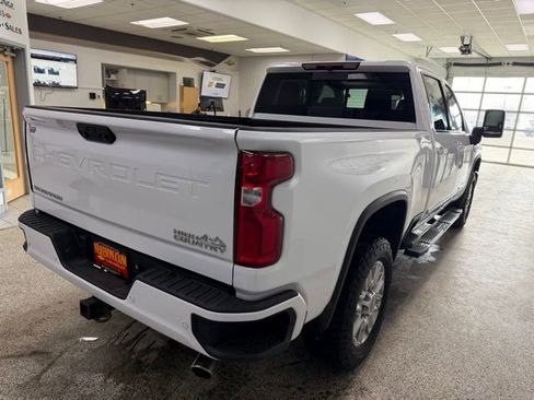 Used 2024 Chevrolet Silverado 2500 High Country image 5