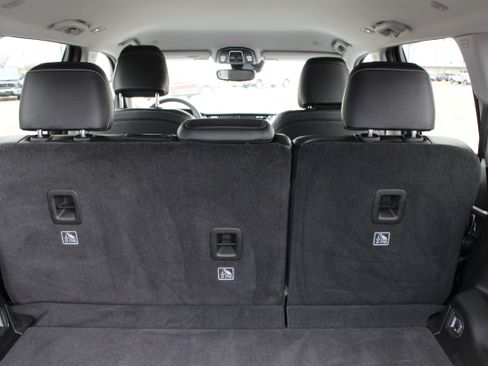 Used 2023 Jeep Grand Cherokee Limited image 9