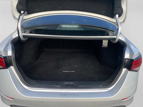 Used 2022 Nissan Sentra SV FWD image 24