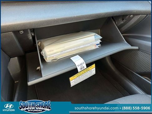 Certified 2023 Hyundai Elantra SEL w/ Convenience Package image 32