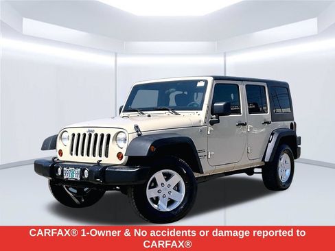 Used 2011 Jeep Wrangler Unlimited Sport AWD/4WD image 2
