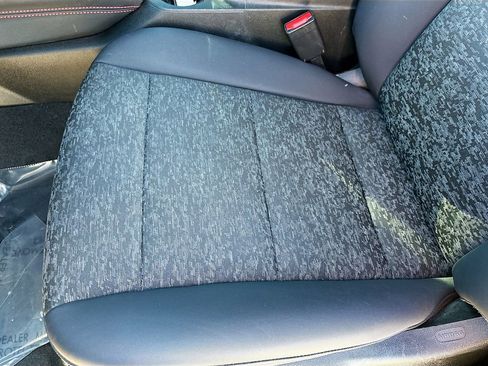 Used 2024 Chevrolet Colorado Z71 w/ Z71 Convenience Package 2 image 19