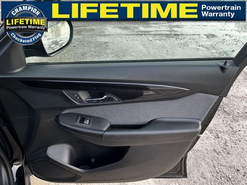 Certified 2025 Chevrolet TrailBlazer LT image 37