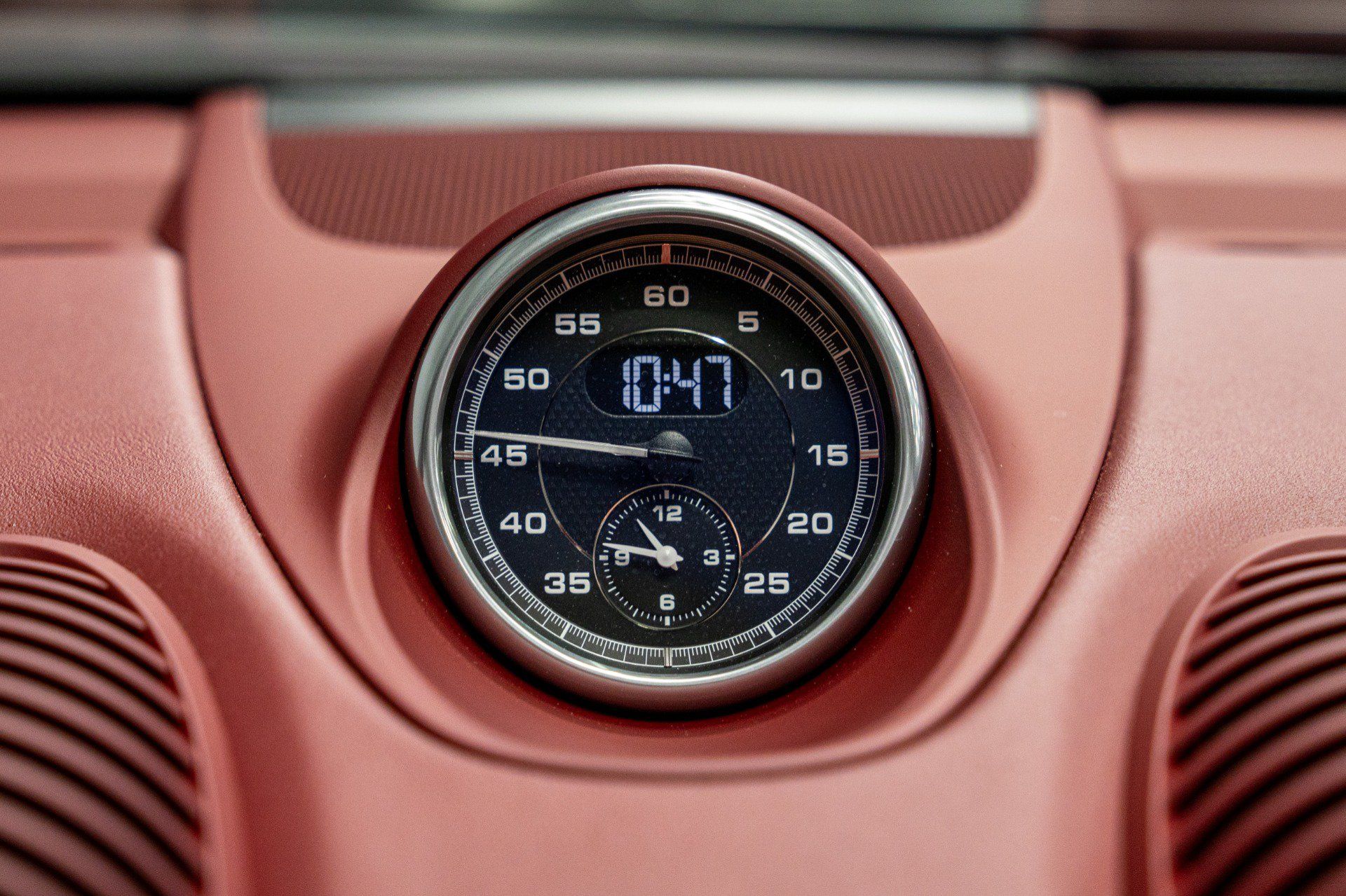 Used 2023 Porsche 718 Boxster Spyder RWD image 27