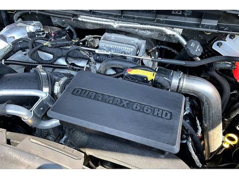 Used 2022 Chevrolet Silverado 3500 LTZ AWD/4WD image 31