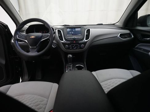 Used 2019 Chevrolet Equinox LS w/ LS Convenience Package AWD/4WD image 5
