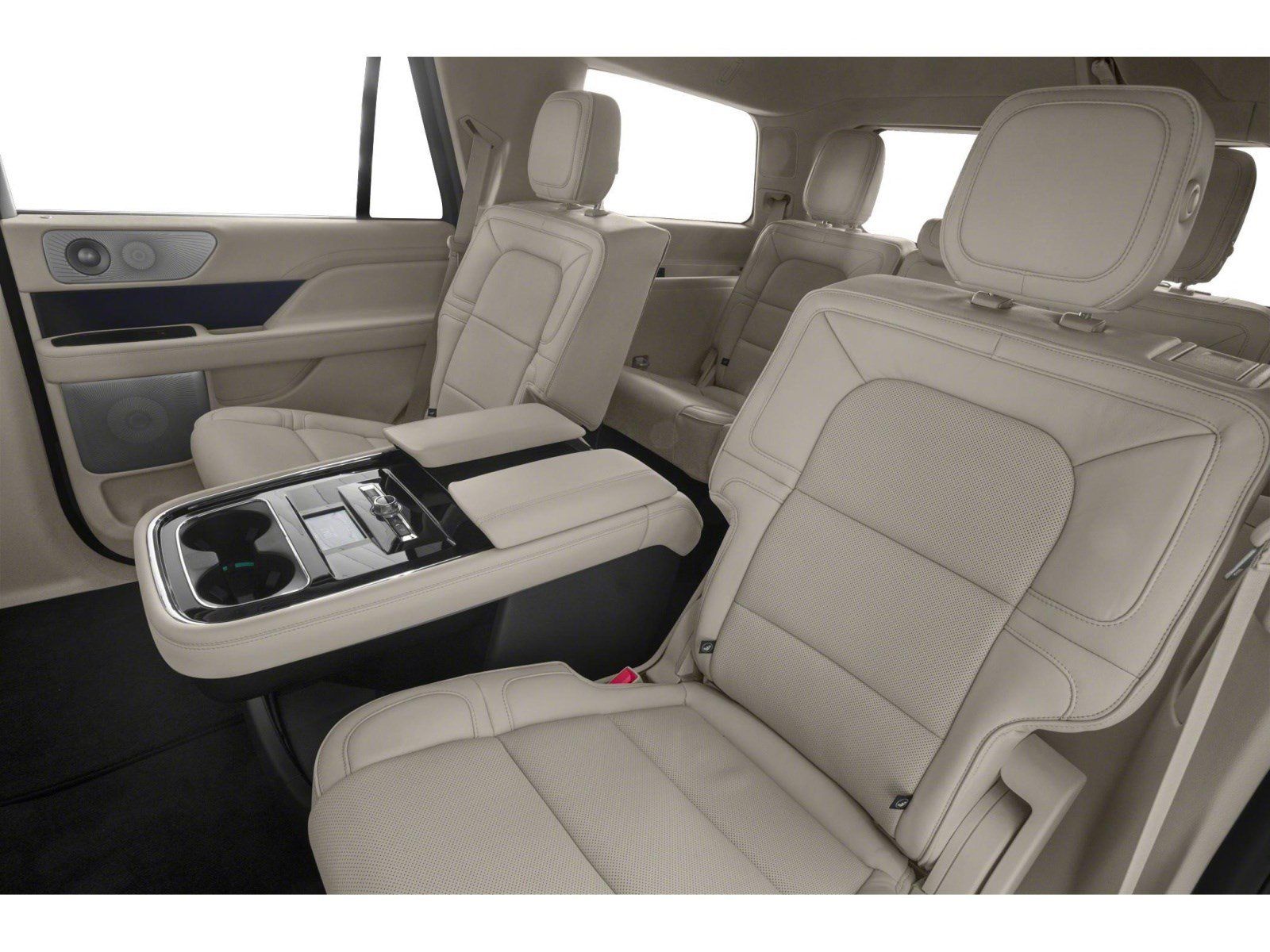 Used 2019 Lincoln Navigator Reserve w/ Cargo Package AWD/4WD image 8