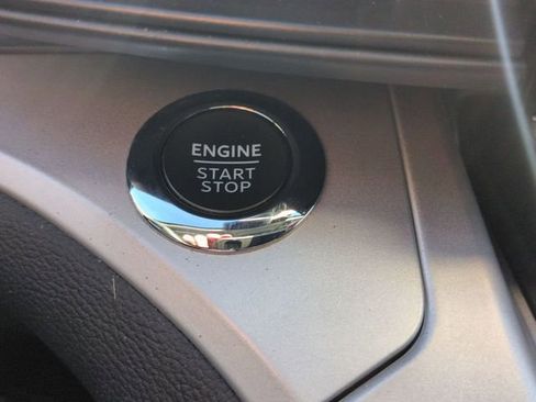 Used 2023 Ford Explorer XLT w/ Class IV Trailer Tow Package image 18