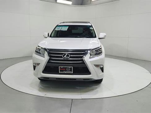 Used 2019 Lexus GX 460 Premium image 2