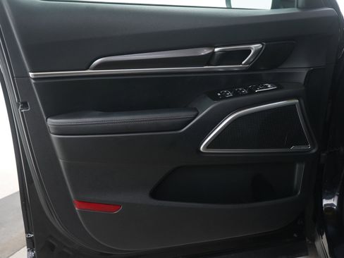 Used 2025 Kia Telluride S image 22