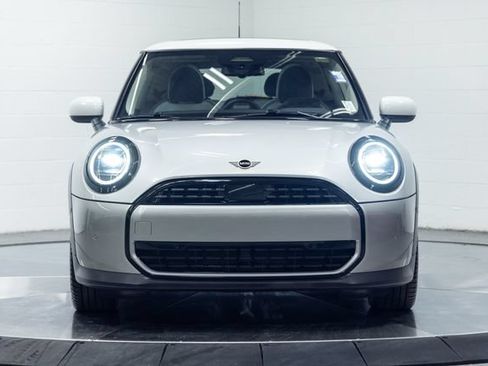 Used 2026 MINI Cooper 2-Door Hardtop FWD image 6