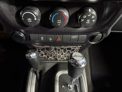 Used 2016 Jeep Wrangler Unlimited Sport w/ Connectivity Group image 20