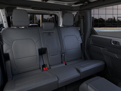 New 2026 Ford Bronco Outer Banks AWD/4WD image 11