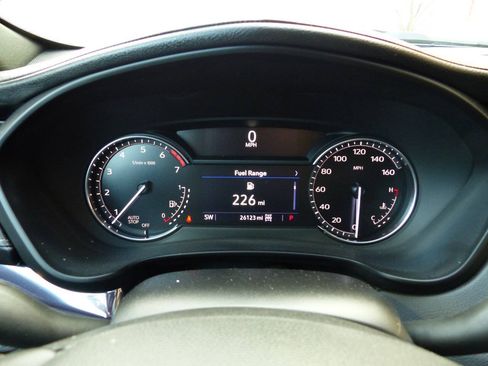 Used 2021 Cadillac XT4 Luxury w/ Cold Weather Package AWD/4WD image 35