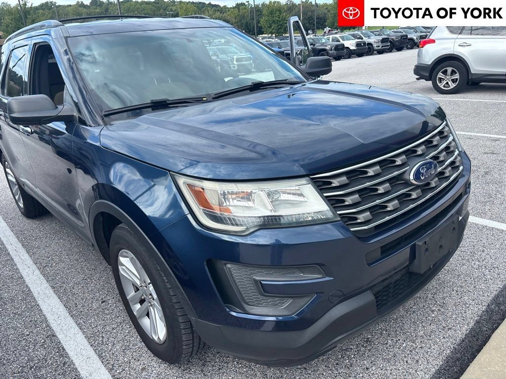 Used 2016 Ford Explorer 4WD image 1
