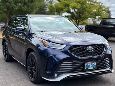 Certified 2026 Toyota Highlander XSE AWD/4WD image 7