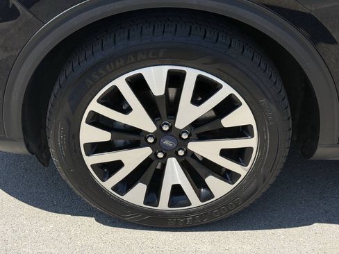 Used 2020 Ford Escape SE Sport AWD/4WD image 38