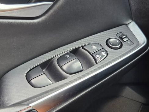 Used 2024 Nissan Sentra SR FWD image 33