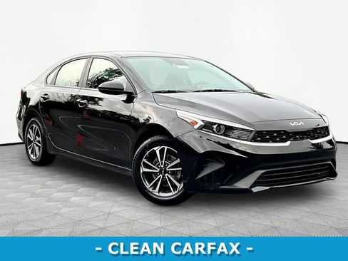 Used 2024 Kia Forte LXS FWD image 3