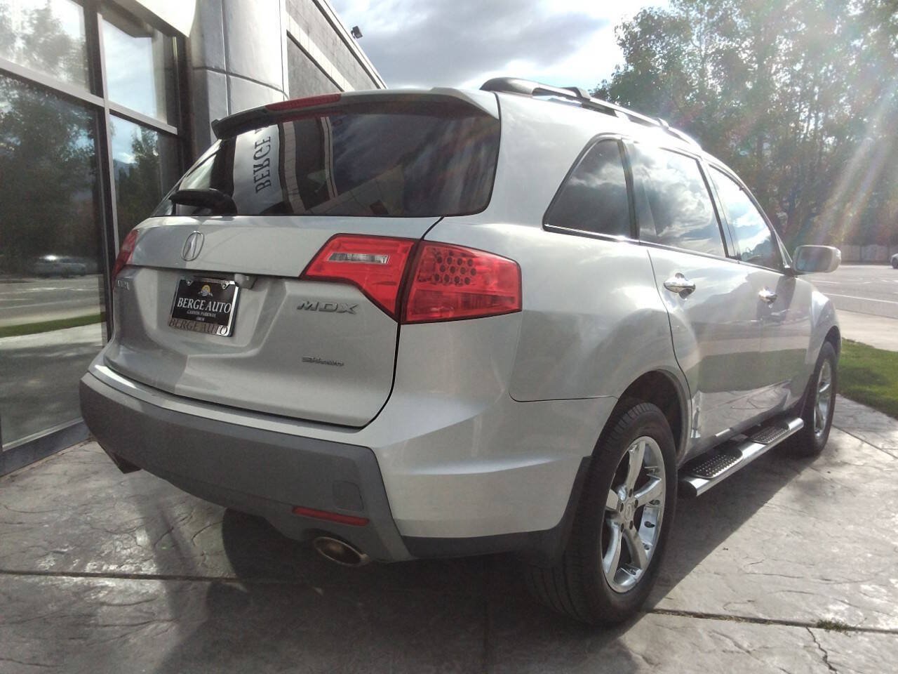 Used 2009 Acura MDX w/ Technology Package AWD/4WD image 5