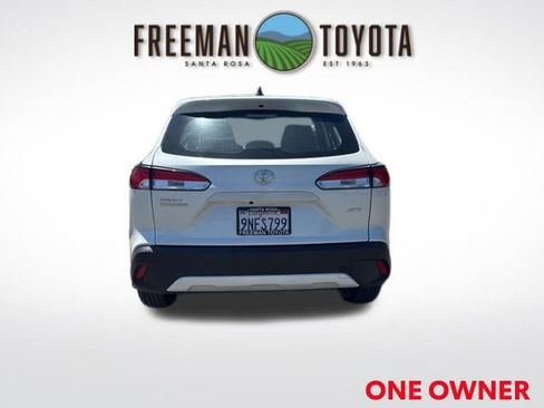 Used 2024 Toyota Corolla Cross L AWD/4WD image 5