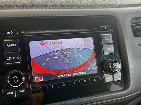 Used 2016 Honda HR-V LX image 21