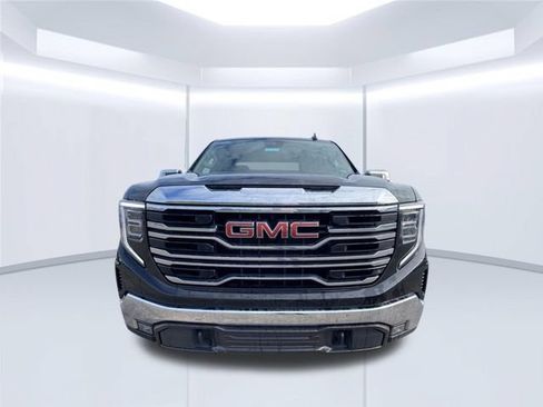 Used 2025 GMC Sierra 1500 SLT AWD/4WD image 14