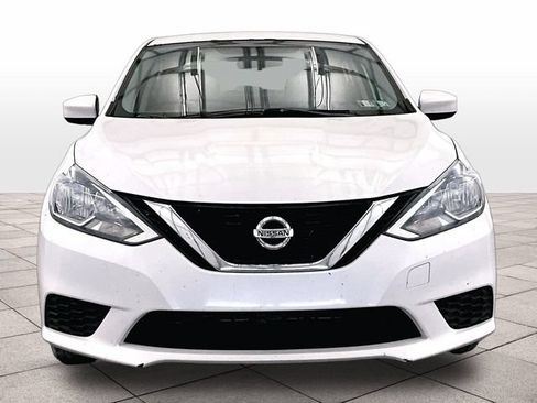 Used 2017 Nissan Sentra SV w/ Style Package FWD image 4
