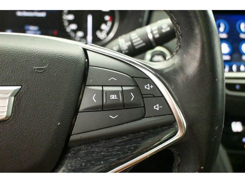 Used 2021 Cadillac XT5 Premium Luxury image 38