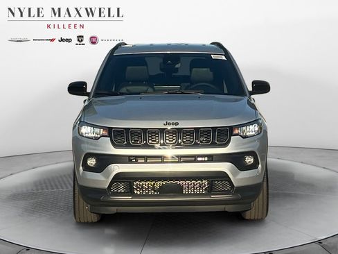 New 2026 Jeep Compass Latitude image 18