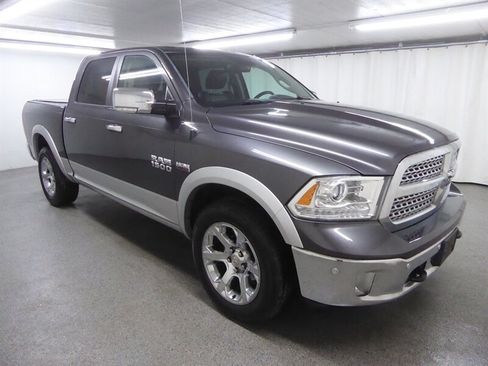 Used 2016 RAM 1500 Laramie w/ Convenience Group AWD/4WD image 1