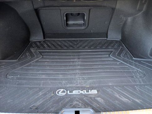 Used 2025 Lexus ES 300h w/ Premium Package FWD image 6